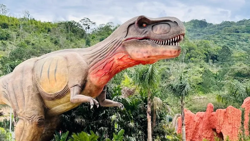 Aventura Jurássica